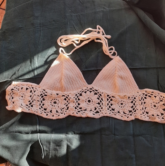 White crochet bralette - Picture 3 of 3